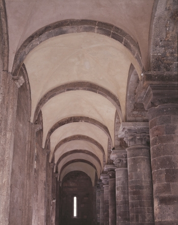 Ardara (Sassari), Chiesa di Santa Maria del Regno, interno: particolare della volta a crociera della navata laterale