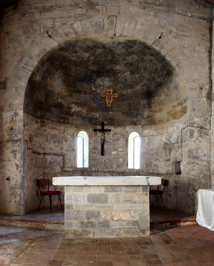 San Lorenco in Corte di Brancoli (Lucca), église de S. Lorenzo, intérieur: abside.