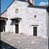 Stazzema (Lucca), chiesa di S. Maria Assunta, facciata.